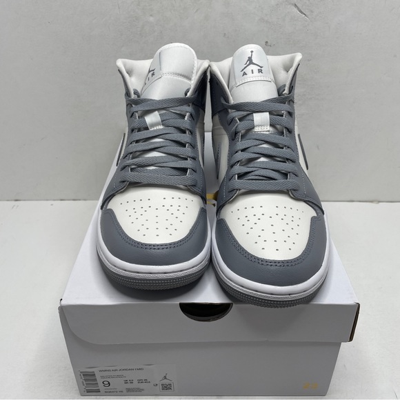 Nike Air Jordan 1 Retro Mid WMNS “Stealth” 2022 - Picture 2 of 4